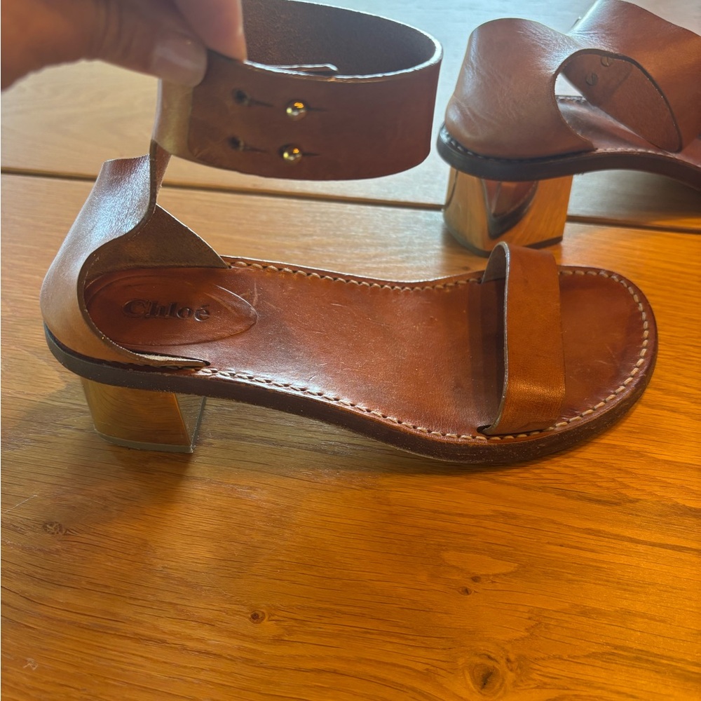 Chloe Tan Leather Sandals with Gold Heel